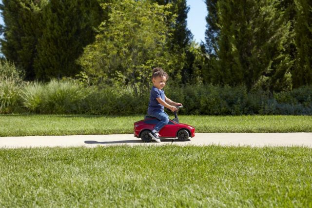 Radio Flyer Partners with Tesla to Launch My First Model Y Children’s Ride-On