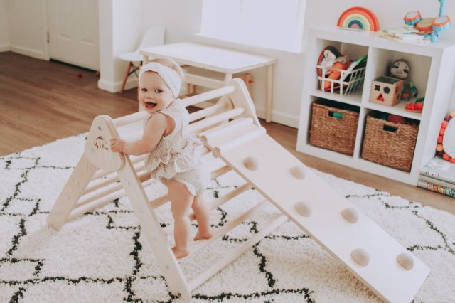 The Smart Moms’ Guide to Montessori Toys for Babies & Toddlers