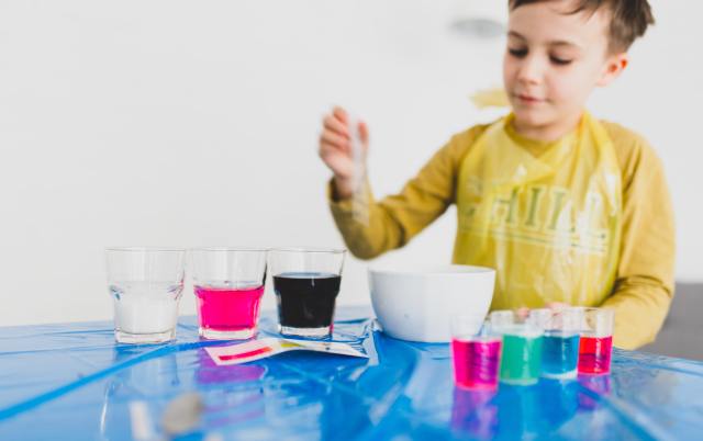 16 Easy Science Fair Projects for Kids
