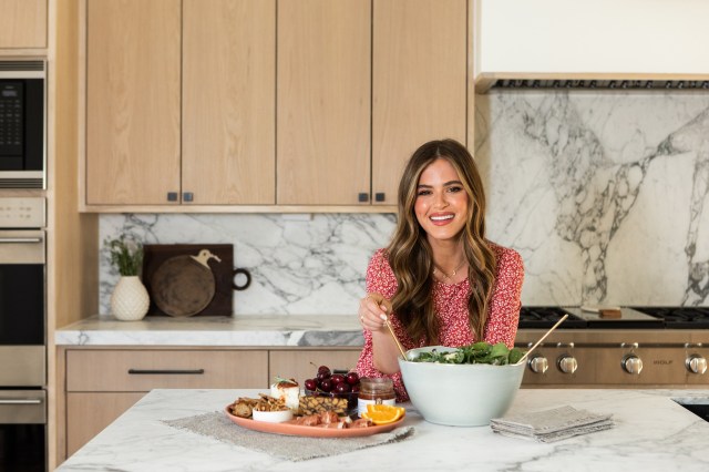 JoJo Fletcher Just Dropped a New Etsy Collab and It’s #HolidayGoals