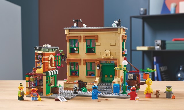 Sesame Street Meets LEGO for the First Time Ever in This Building Kit