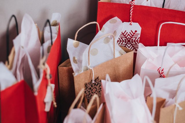 This Is How Much Americans Plan to Spend on Christmas This Year