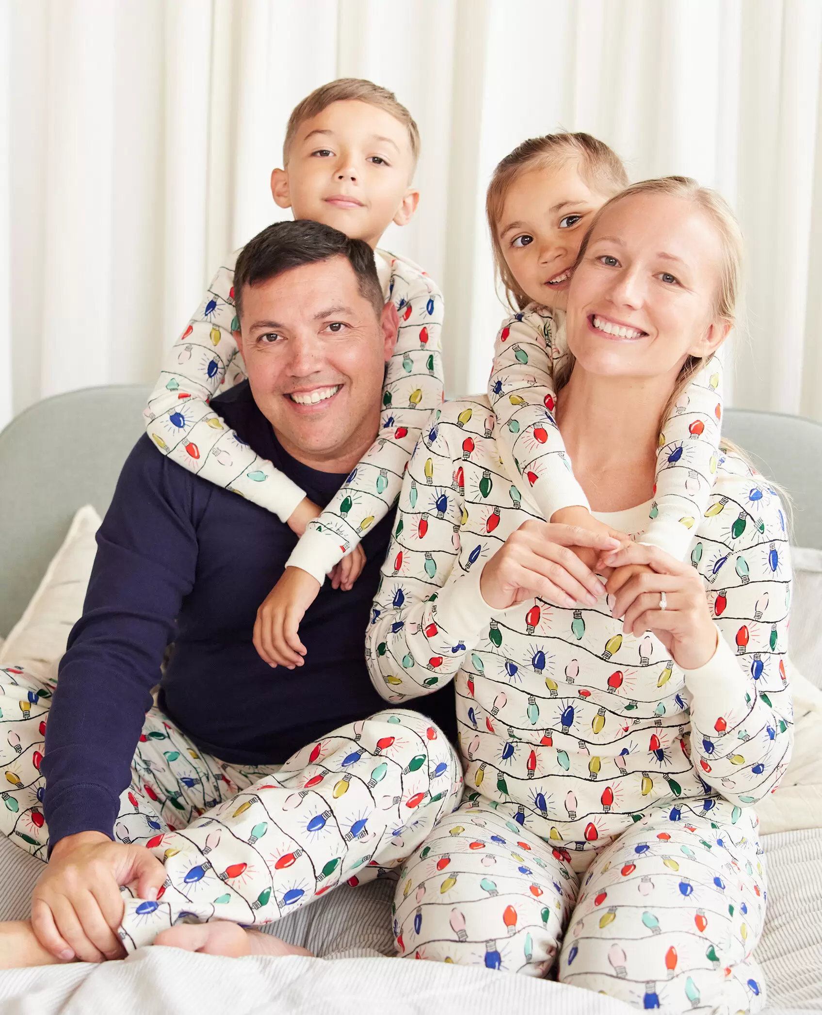 Shiningup Christmas Pajamas Sets Family Matching Sleepwear Nightwear Homewear Outfit 2 Pieces I Love Santa for Father Mother and Kids 