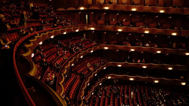 Metropolitan Opera Announces Family Holiday Festival