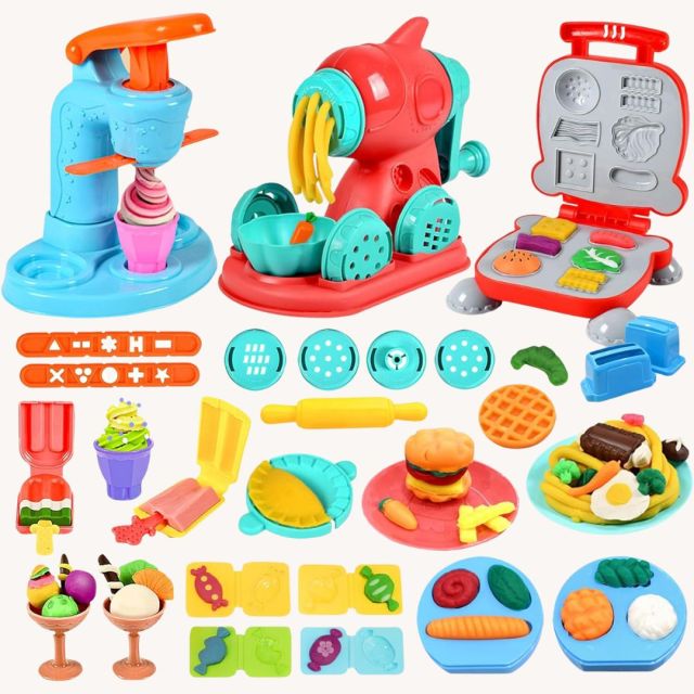 colored dough kitchen play set