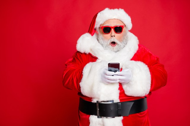 Here’s How to Have a Video Chat with Santa This Year