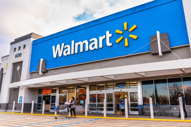 Walmart’s New Program Lets You Return Stuff without Leaving the House