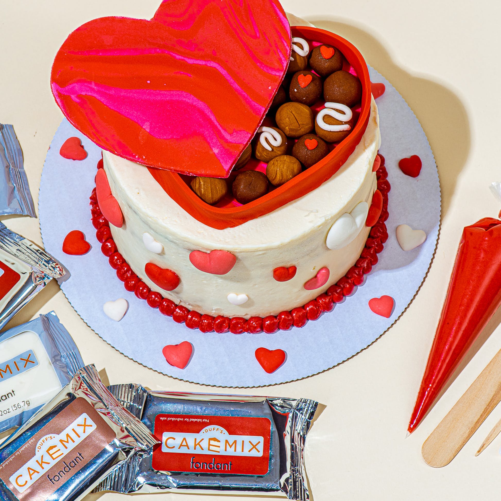 Cake Kits Are On Trend for DIY Bakers | Progressive Grocer