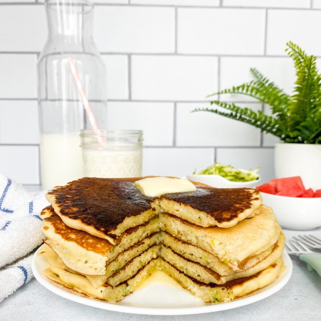 What to Make for Breakfast: Toddler-Friendly Zucchini Pancakes