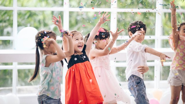 Kids Are Having “Fiver Parties” & It Will Change the Way You Do Birthdays