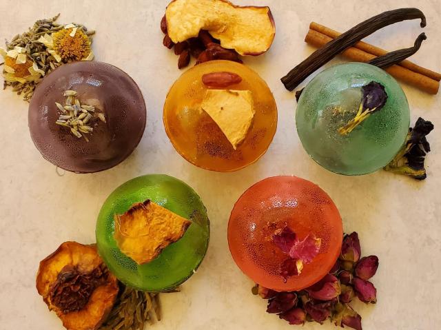 The Hot Tea Bomb Trend That You Need in Your Life
