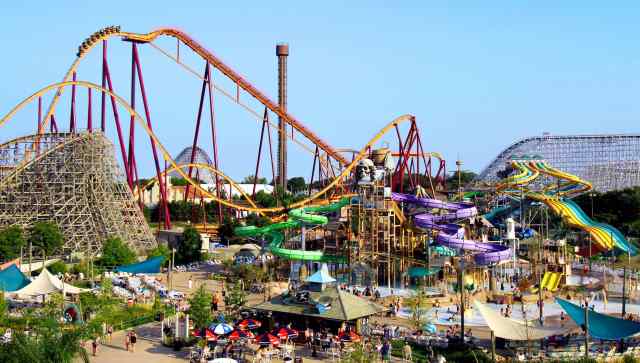 These Are All the Six Flags Parks You Can Visit This Summer