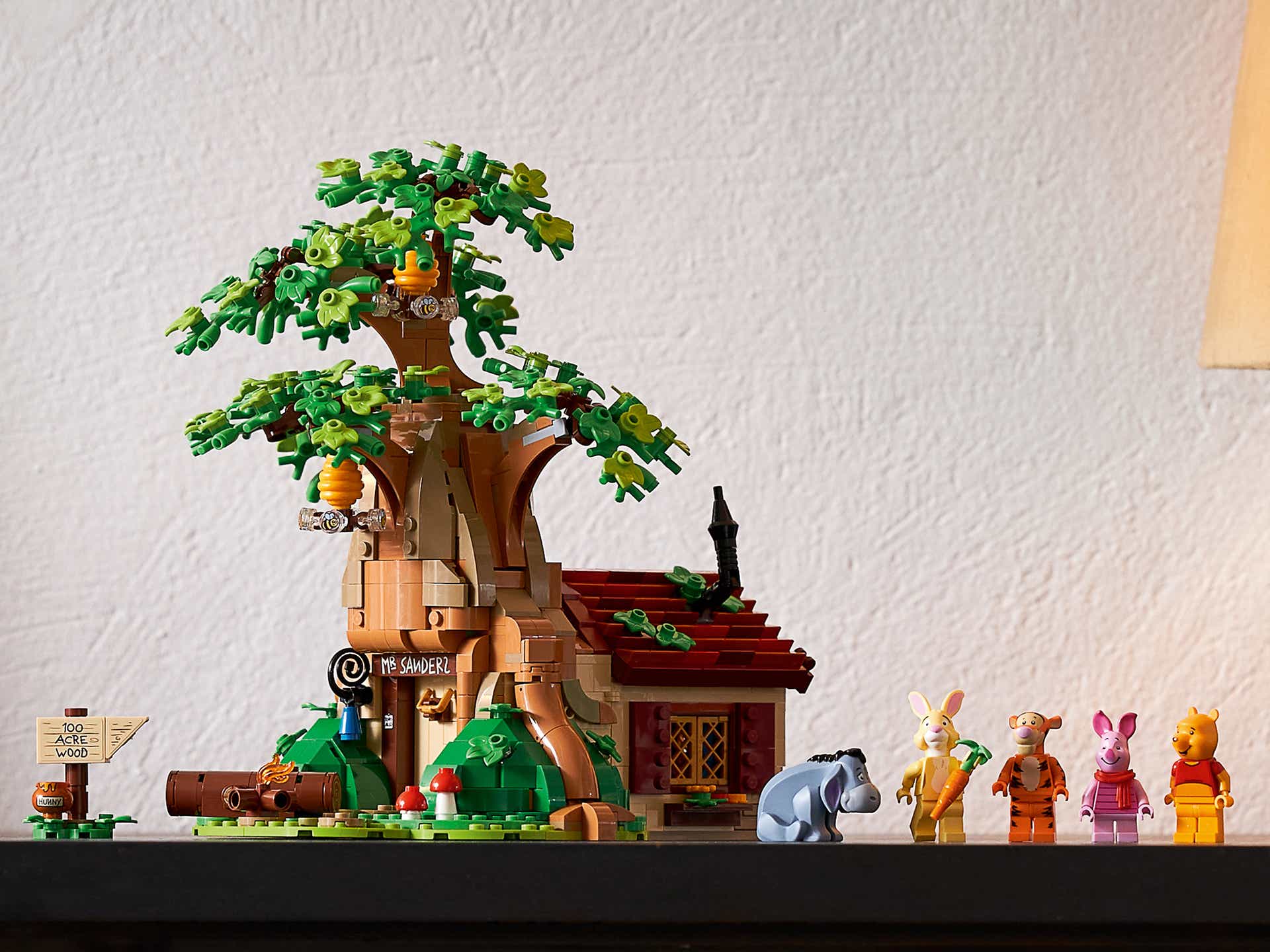 This New Winnie the Pooh LEGO Set Is as Sweet as a Pot of Honey