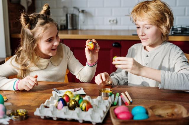 This Is How Families Plan to Spend Easter in 2021