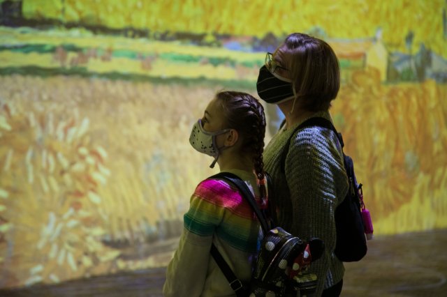 Why Families Should Check Out Boston’s Immersive Van Gogh Experience