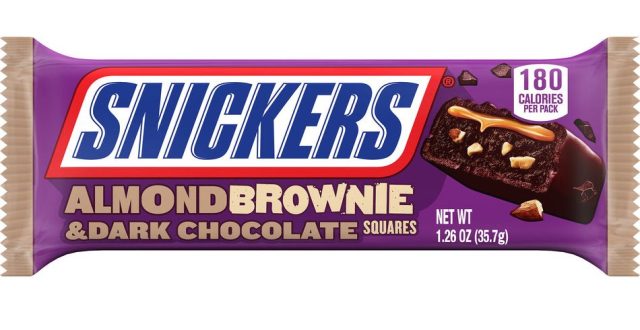 SNICKERS New Almond Brownie Bar Will Be Your Summer Staple