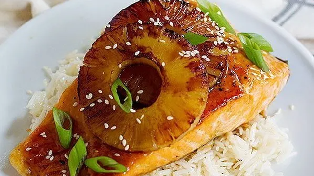 salmon is a good high-protein food for picky eaters