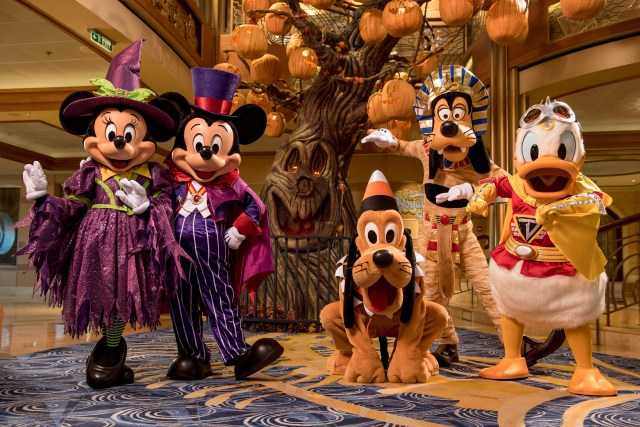 Ahoy! Disney’s Holiday Cruise Lineup Is Here