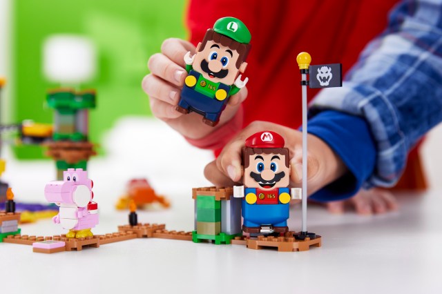 It’s Luigi Time! LEGO Just Dropped Brand New Sets Made for 2-Player Fun