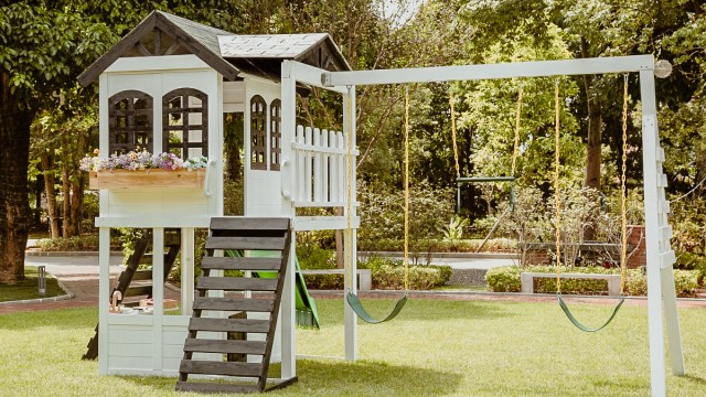 13 Kids’ Playhouses Parents Are Buying This Spring