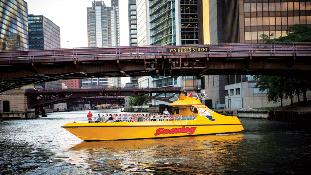 Exciting Ways to Explore the Chicago River
