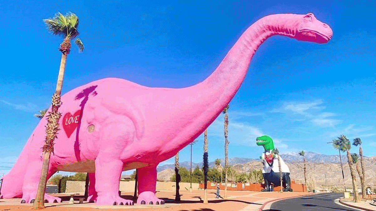 EAT Cabazon Dinosaurs Roadside Attraction California Route 66 Modern Postcard 