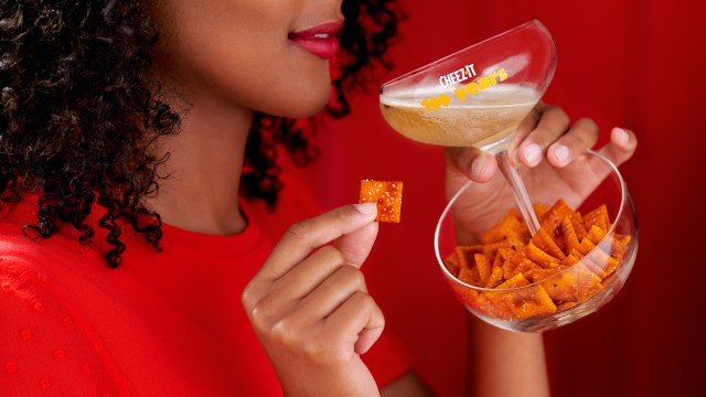 There’s a Cheez-Its Cracker Coupe & It’s Peak Mom Goals