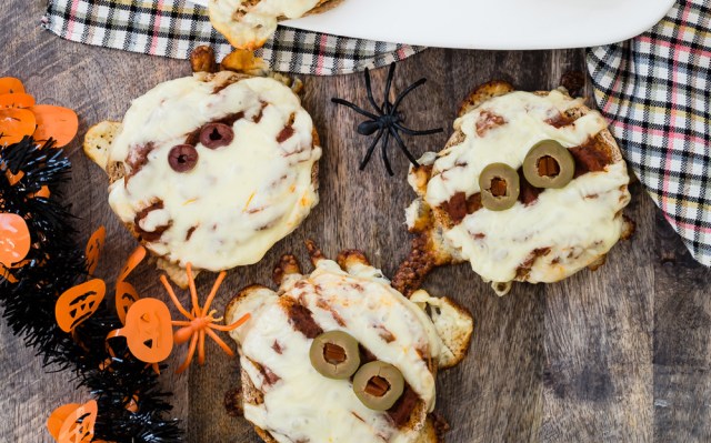 Pizza mummies are a cute Halloween dinner idea