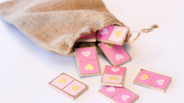 dominos make a fun DIY Valentine's Gift
