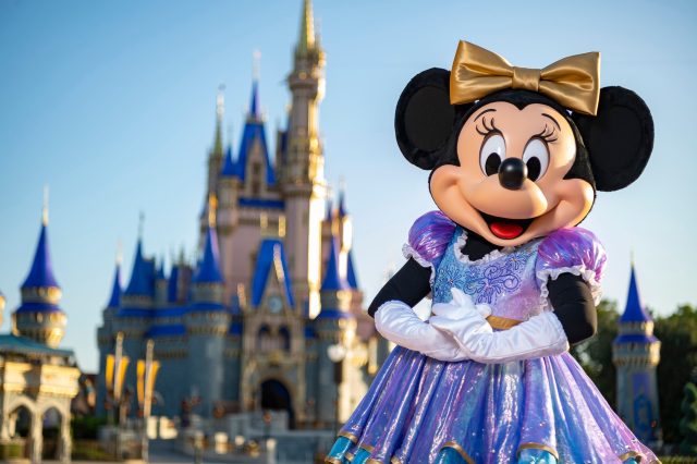 Minnie Mouse Is Getting a New Pantsuit because a Girl Needs Options