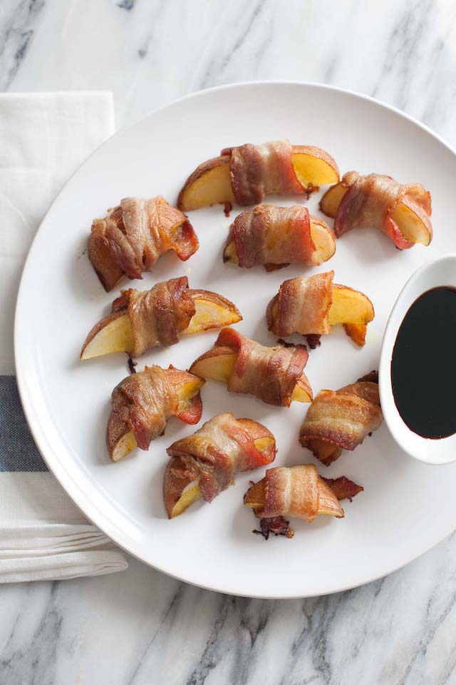 bacon-wrapped potato wedges are an easy appetizer recipe
