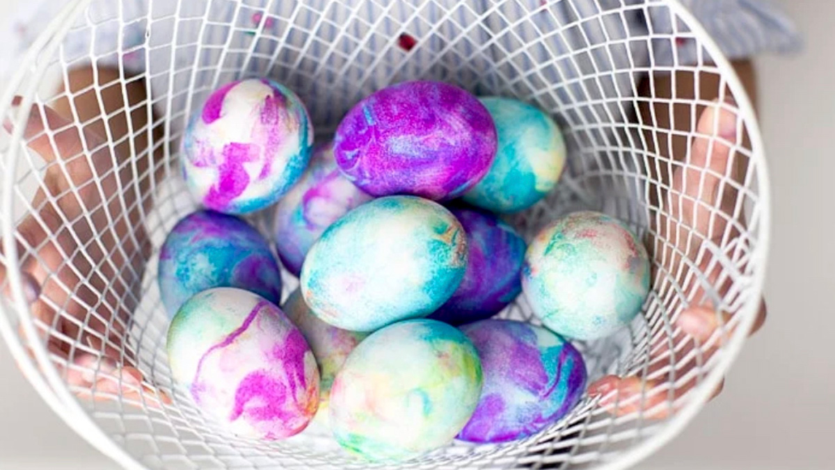 Beautiful floral Easter eggs {using tattoo paper} - It's Always Autumn