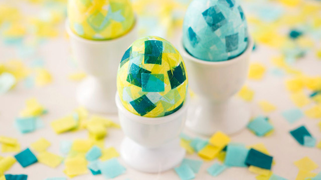tissue paper eggs, easter egg decorating ideas