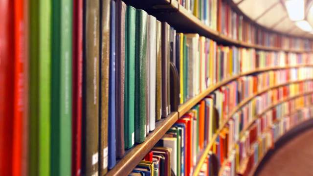 Florida Teachers Are Now Hiding Books to Avoid Felony Charges