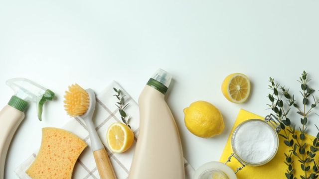 6 Non-Toxic Cleaning Products to Buy Now