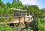treehouse in texas that you can rent for a family vacation