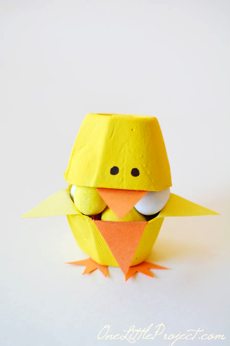 chicken egg carton craft for Easter