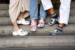 Crocs unisex classic clog - best shoes for pregnancy