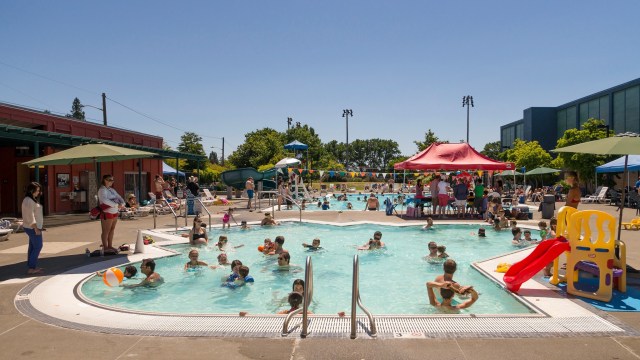 Mounger pool in Seattle is a great space to host an outdoor birthday parties