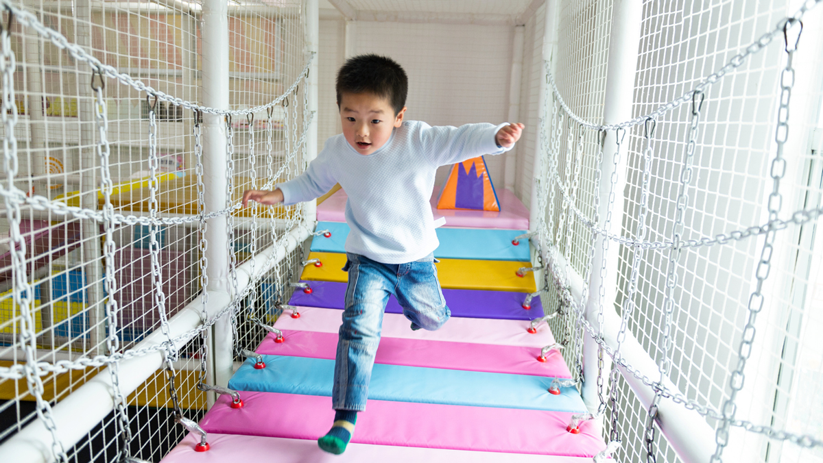 Indoor Forts Perfect for Indoor Play - Tinybeans