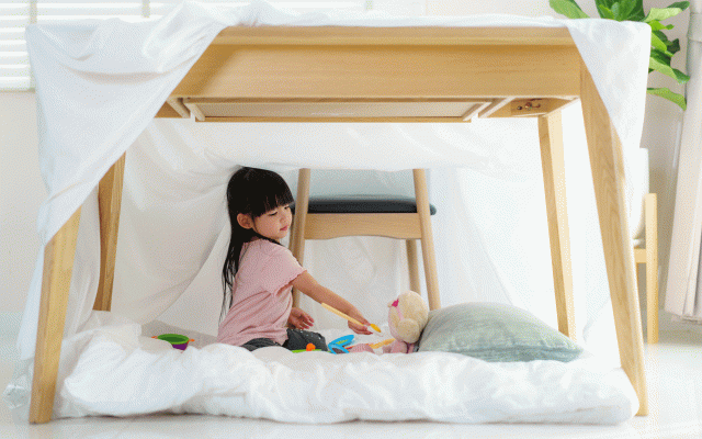 Indoor forts are good winter activities for kids
