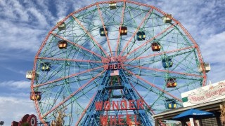 wonder wheel at coney island