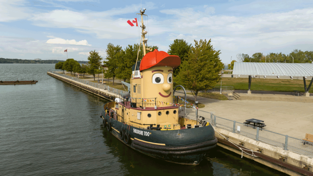 You Can Book an Overnight Stay in This Too-Cute Tugboat