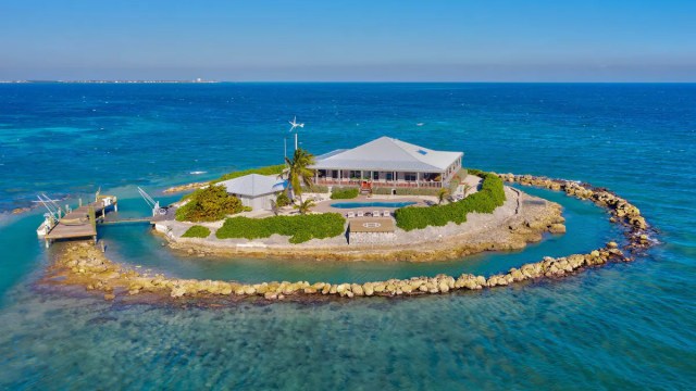 Private Island Vacation Rentals for When You Really Need to Escape