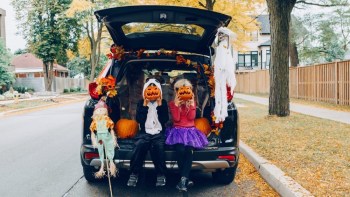 best places to trick or treat los angeles
