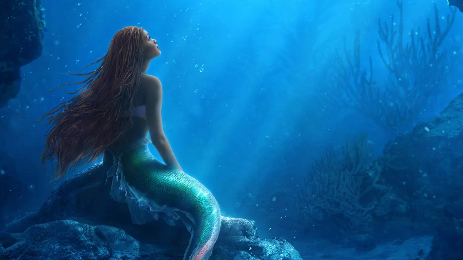 https://tinybeans.com/wp-content/uploads/2022/11/TheLittleMermaid_poster-feature.jpg