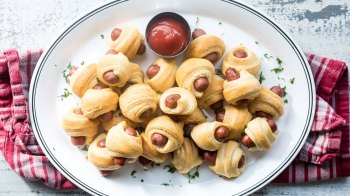 pigs in a blanket are one of the most kid friendly appetizers