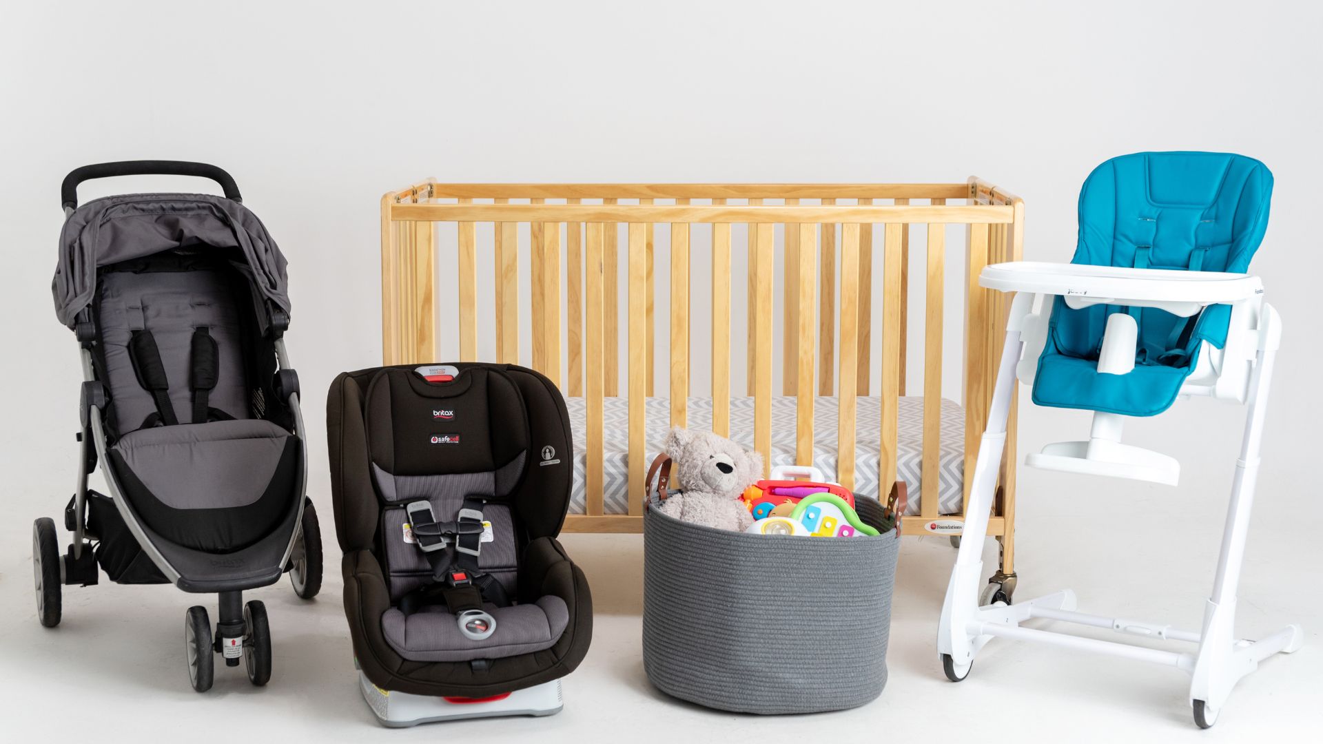 4 Reasons to Give BabyQuip to Your Fave Parents Tinybeans