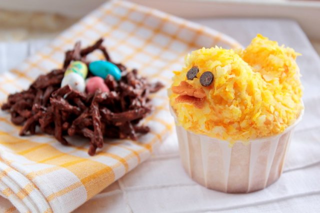 Easter treat ideas, easter chick cupcakes, Easter treats for kids