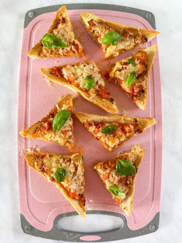 https://tinybeans.com/wp-content/uploads/2023/04/recipes-for-picky-eaters-Airfryer-Pizza-Toast-Hidden-Veggie_09.jpeg?w=640